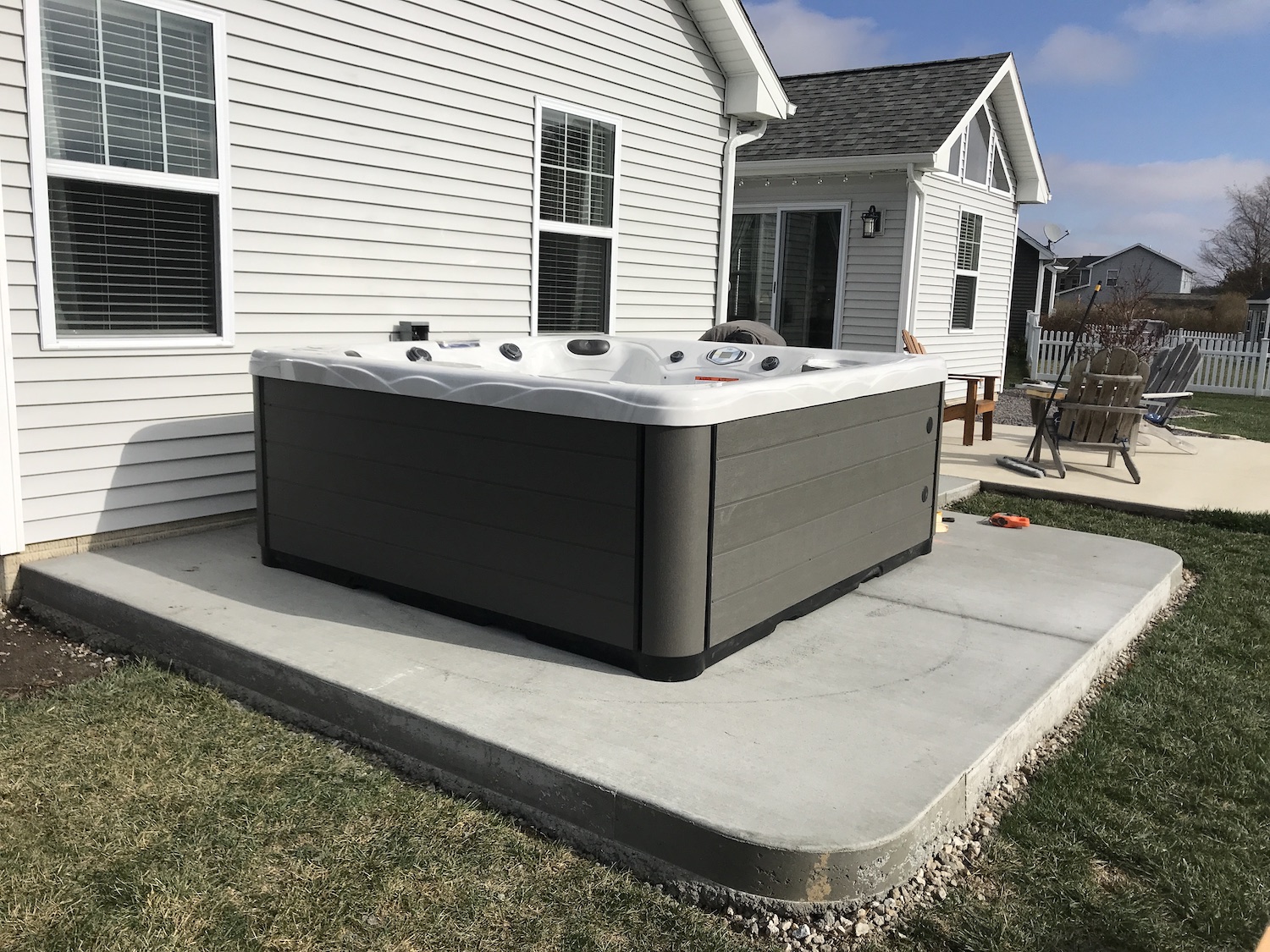 Twilight Hot Tub Delivery to Monticello Healthy Living Pool and Spa